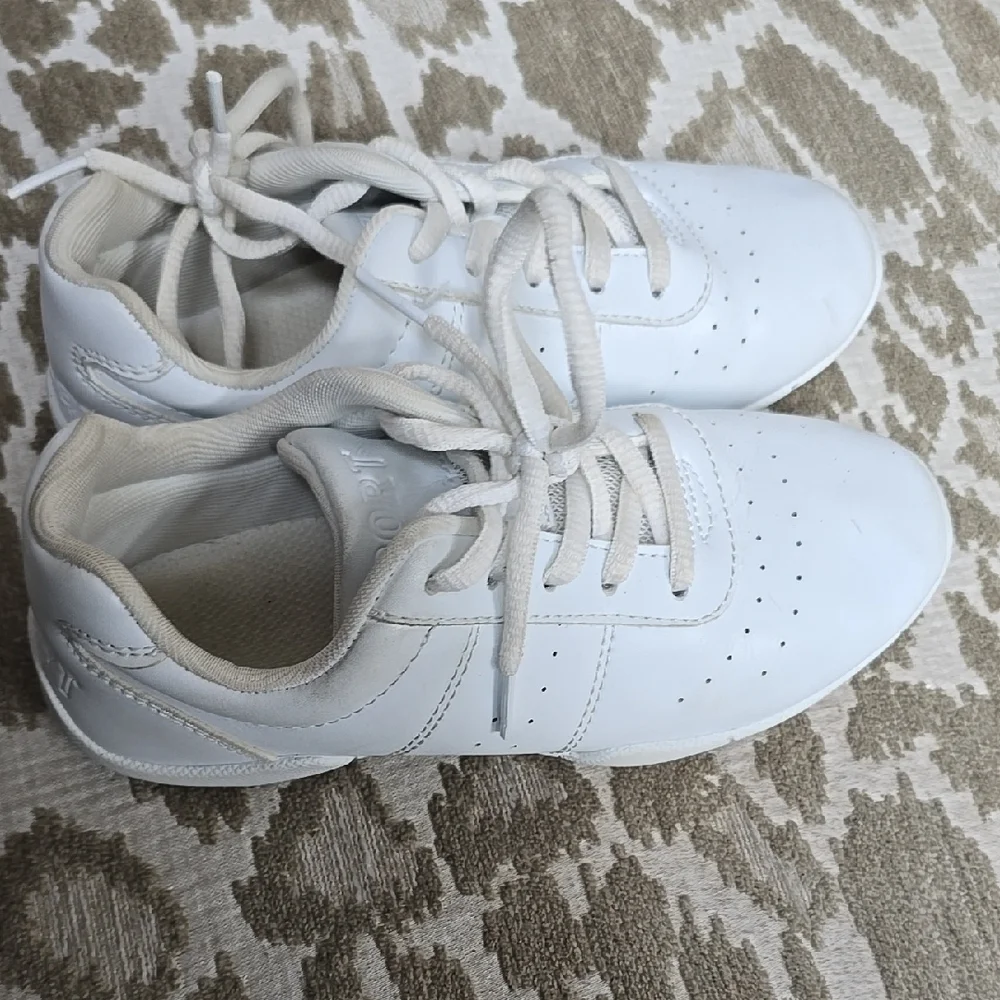 Kids White Sneakers - Picture 7 of 8